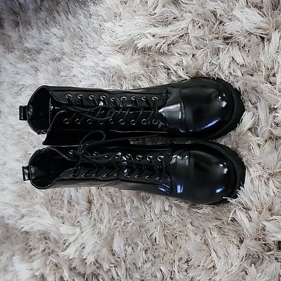 Pink and Pepper chunky heel lace-up bootie - Picture 5 of 7